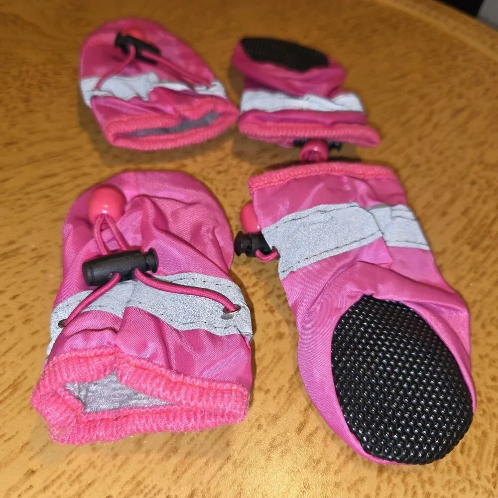 GabeFish Dog Booties Paw Protector Reflective Anti-Slip Shoes Small Breeds 4Pc